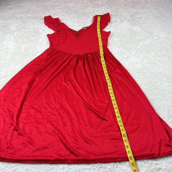 Vintage Cinema Etoile red lace and satin maxi slip, size large - Picture 6 of 10